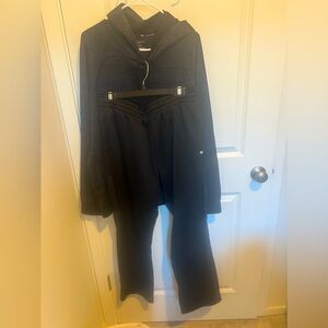 Men’s Two Piece Track Suit.